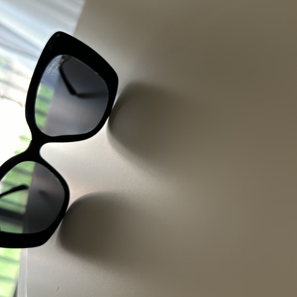 CHANEL sunglasses - Picture 6 of 8